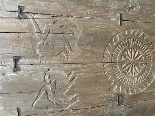 Antique Indian Carved Teakwood Gate Panel, 65Hx38.5x 18 deep at the feet - Image 2