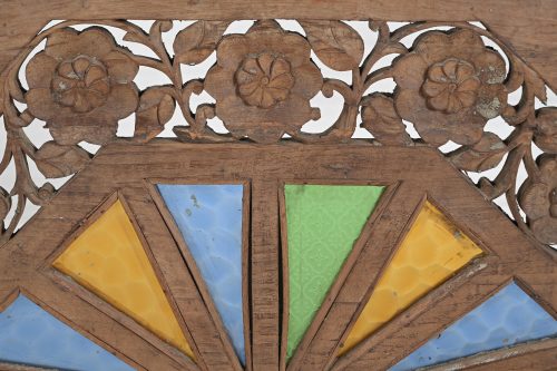 Vintage Indian Carved Teakwood Overdoor or wall hanging Full Size Headboard, 25Hx48x12 - Image 2