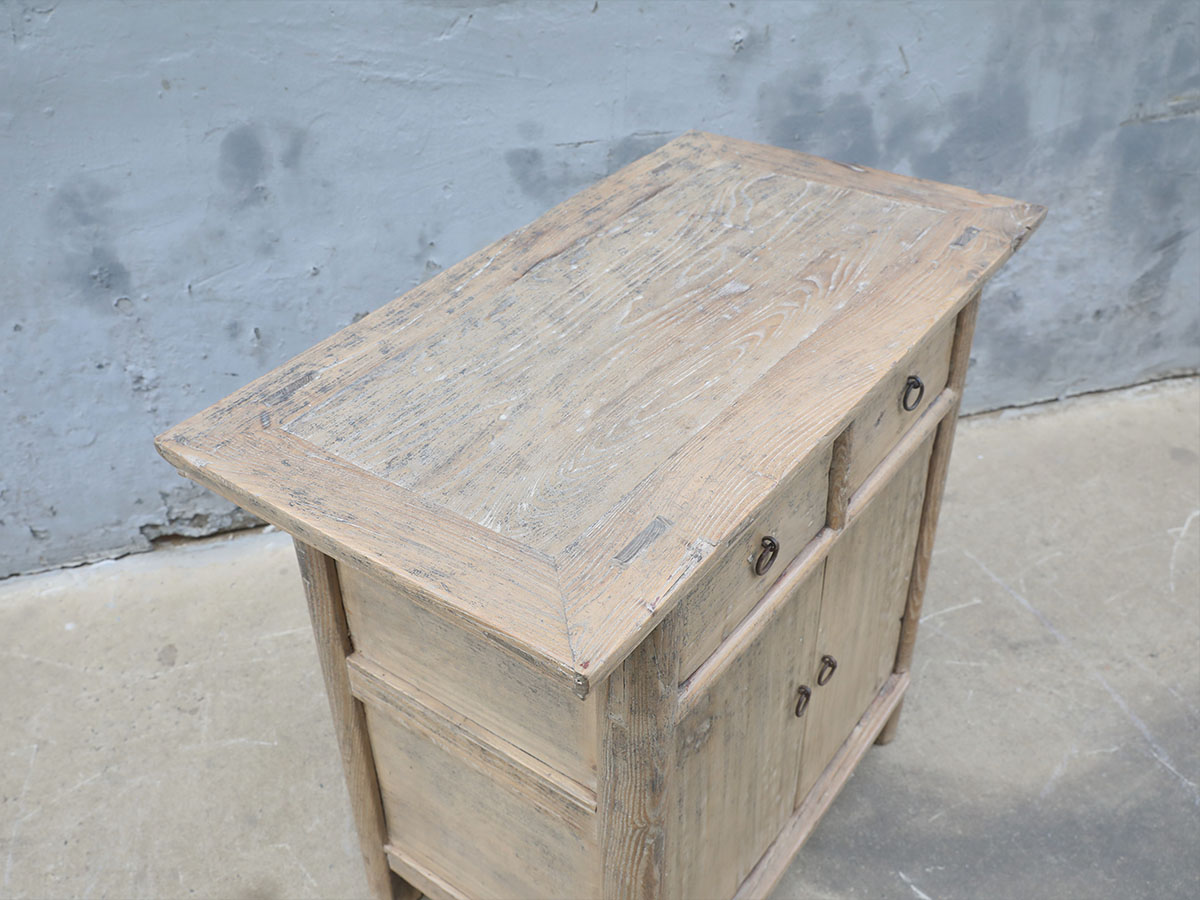 Vintage Chinese Elm Hall Cabinet, 33.5x18x31H - Image 3