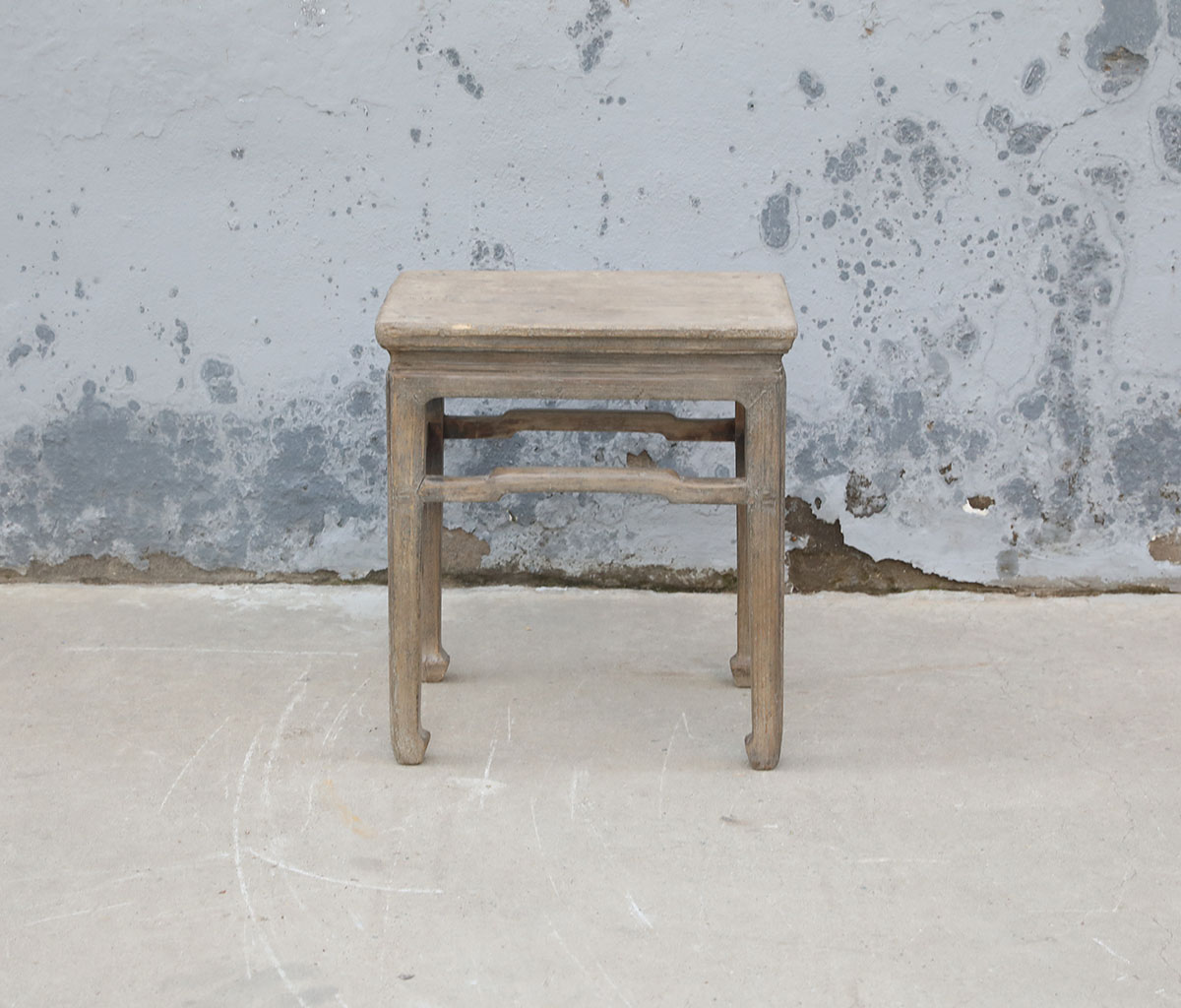 Vintage Chinese Elm Stool, 18x14.5x20H - Image 3